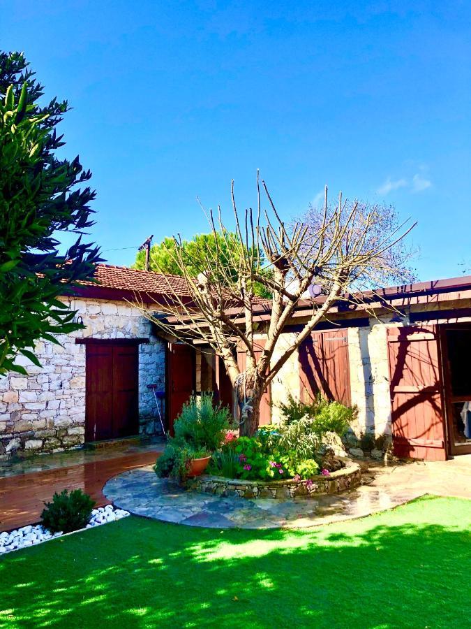 Listed Villa In Laneia Λάνια Εξωτερικό φωτογραφία