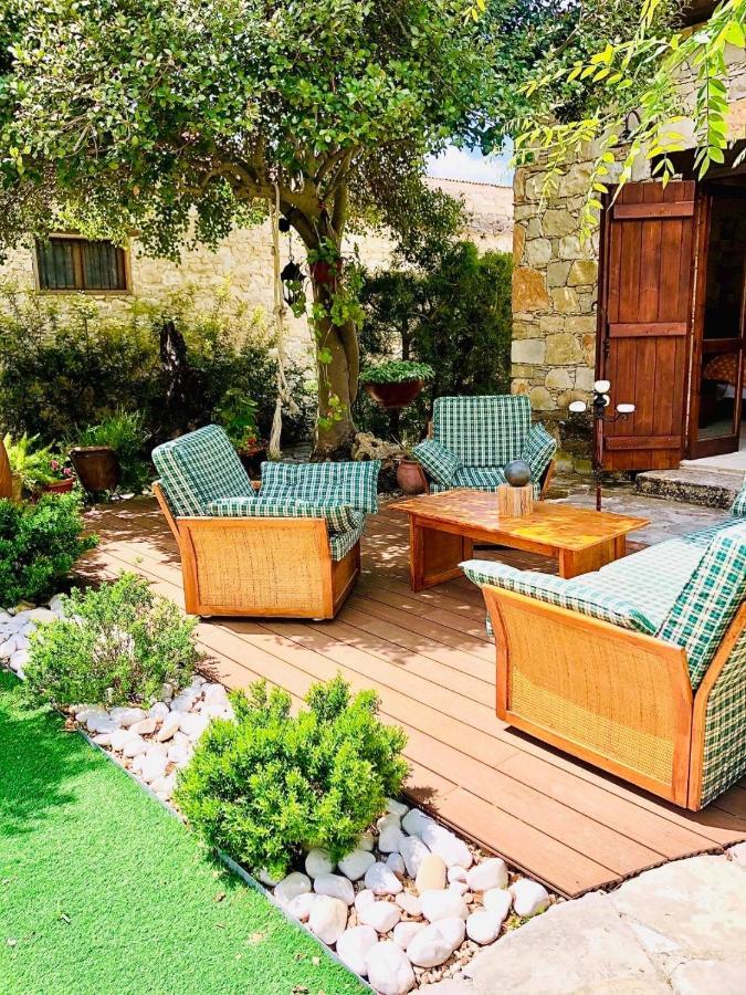 Listed Villa In Laneia Λάνια Εξωτερικό φωτογραφία